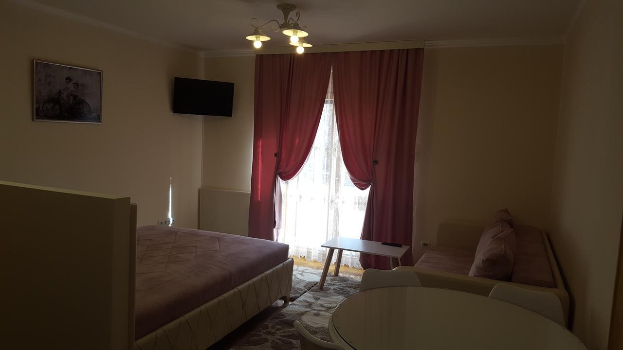 Alex 2 Apartman Vrnjačka Banja Buitenkant foto